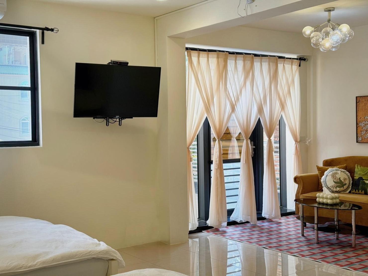 Kaohsiung Raifong Corner Homestay Exterior photo